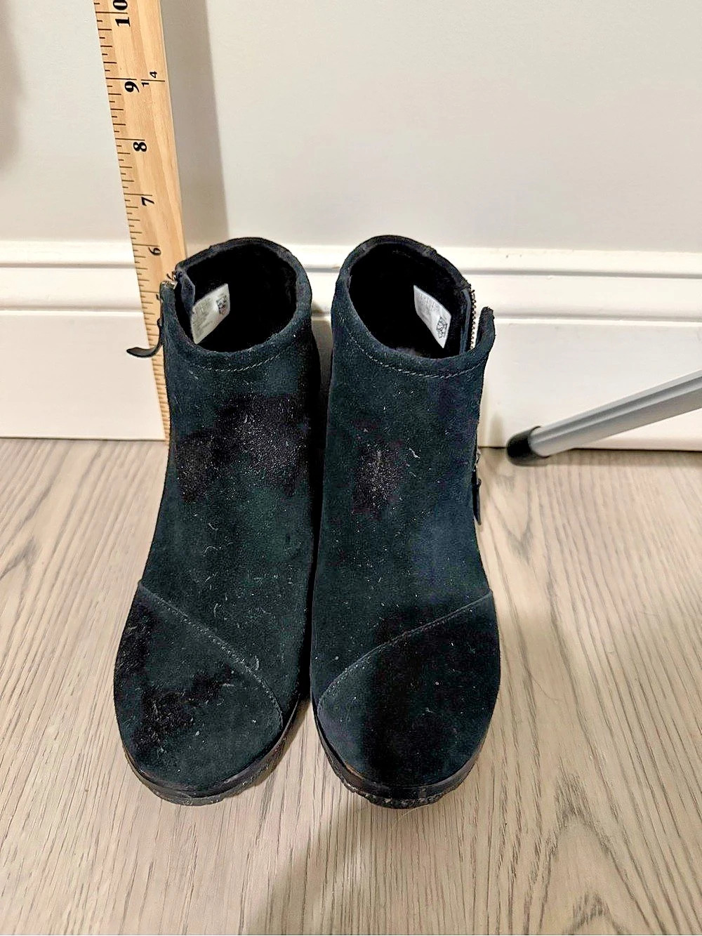 TOMS Women’s Black Faux Suede Wedge Ankle Boots Booties Side Zip Lug Sole
